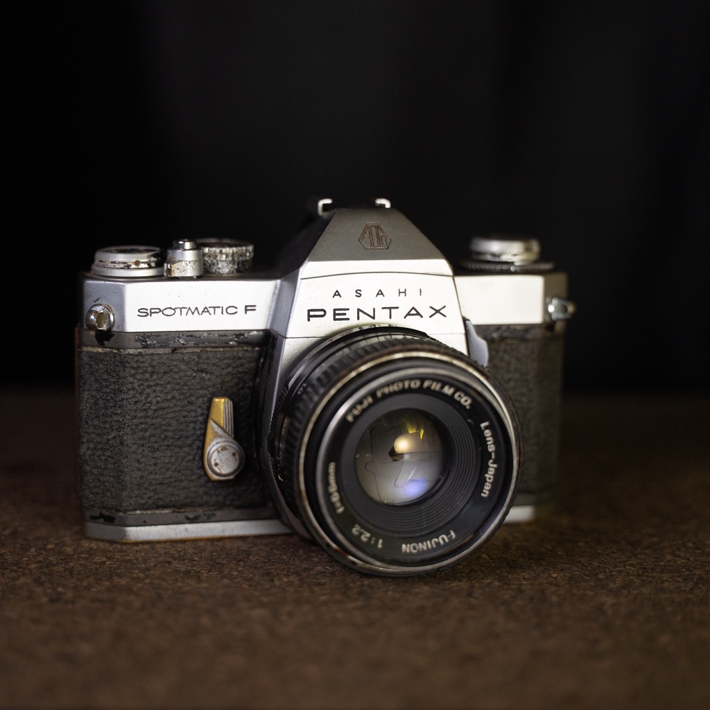 PENTAX SPOTMATIC F + LENSA FUJINON 50MM F 2.2 LIKE NEW  KAMERA FILM KAMERA ANALOG