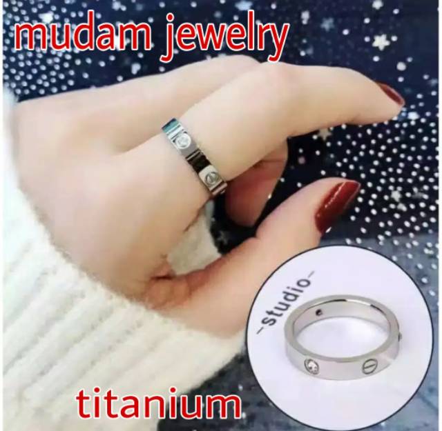 Cincin Unisex Titanium C4rtier Dengan Kristal Lapis Emas 18K