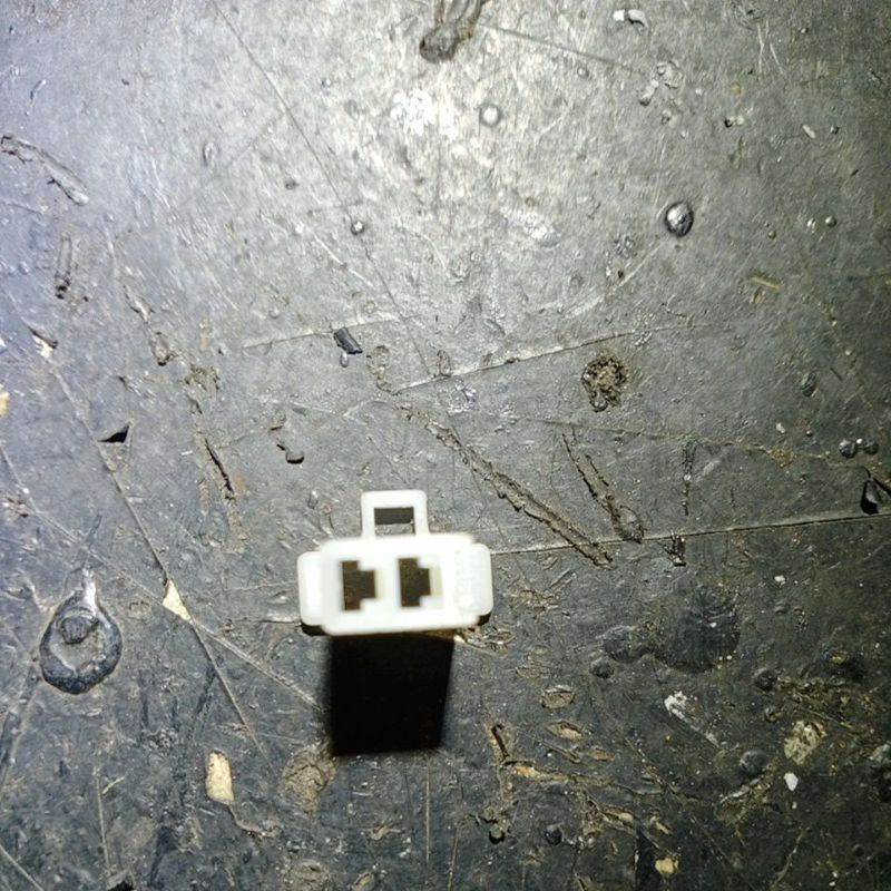 soket motor 2pin cewek/female kosongan