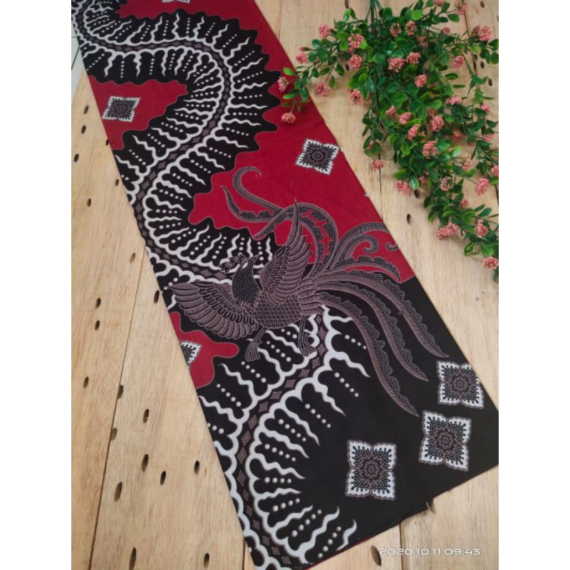 Kain Batik Pekalongan Dan Embos Apm Kaki Seribu Merah