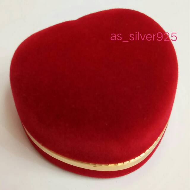 Kotak cincin/kotak ring couple/kotak kado love kecil berbahan bludru