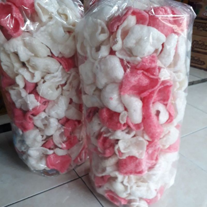 

KERUPUK SANGRAY PADA SUKA..
