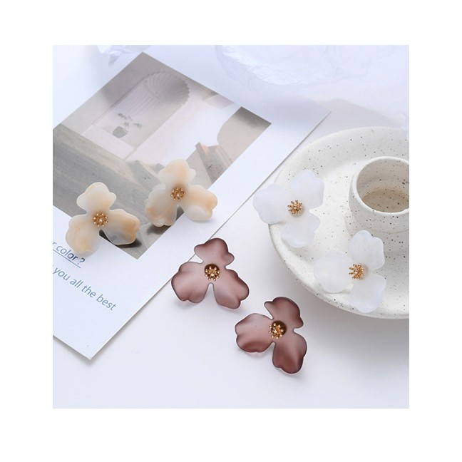 LRC Anting Tusuk Fashion Acrylic Flower Alloy Earrings K44525