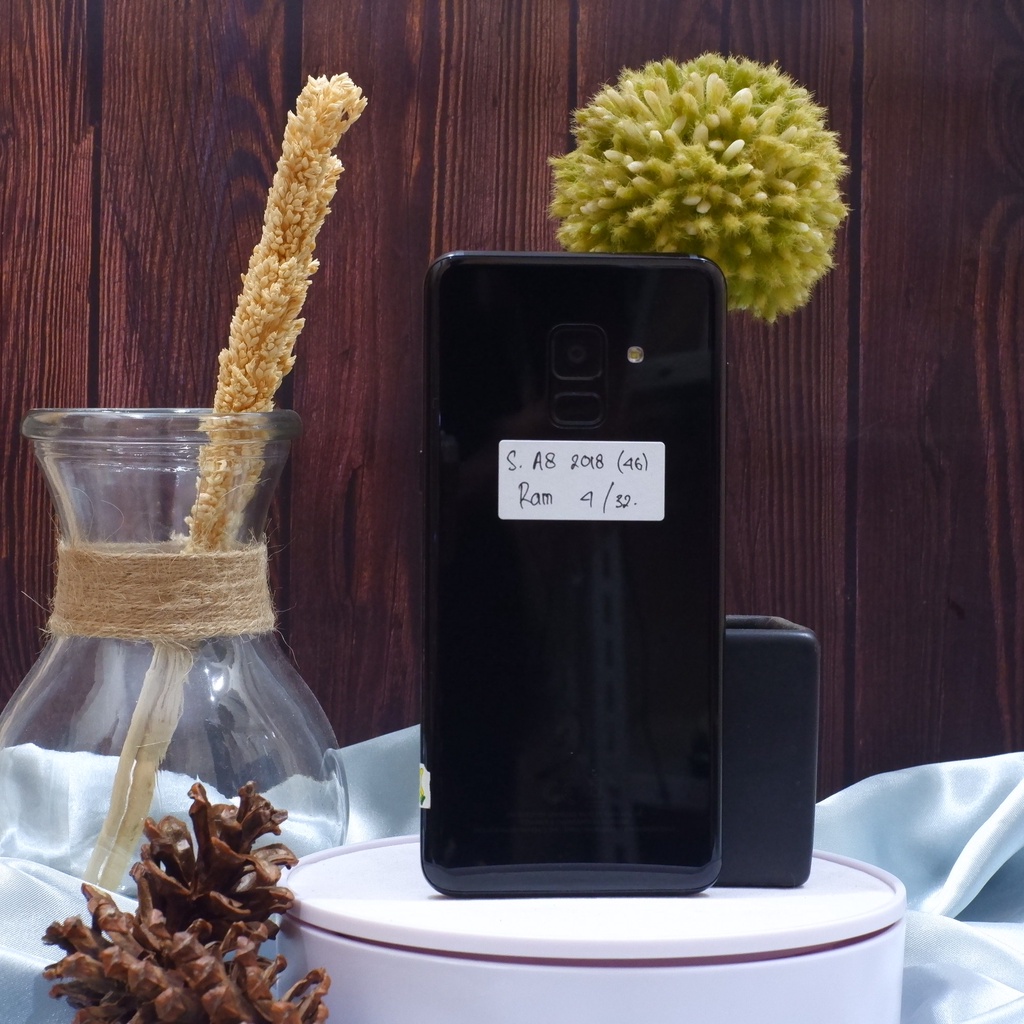 Samsung A8 2018 4/32gb (4g) Fullset - Hp Bekas Second