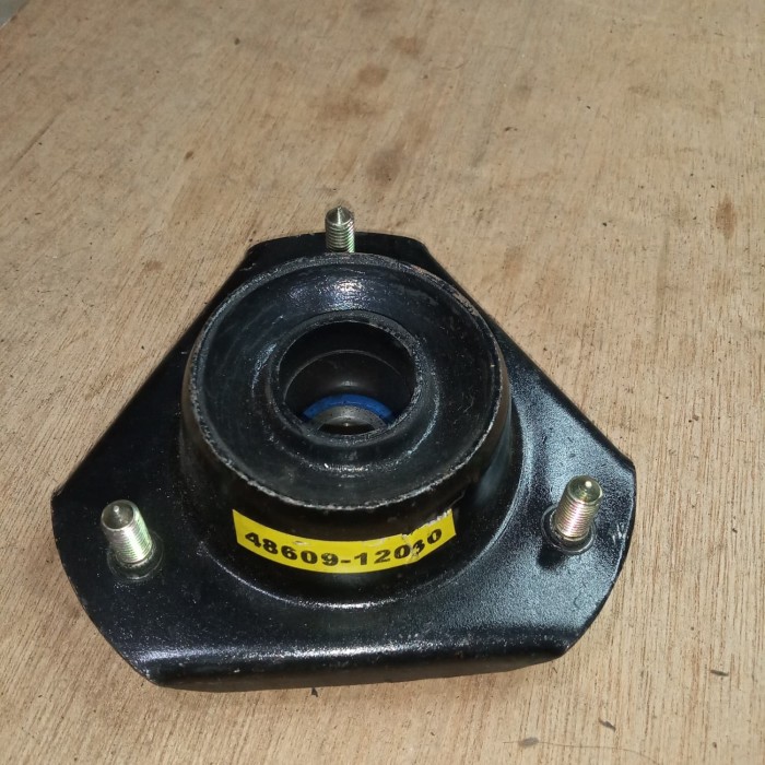 karet SUPPORT SHOCK DEPAN TOYOTA COROLLA KE20 1972-1974