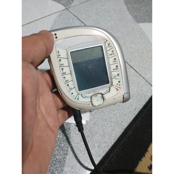 NOKIA 7600 DAUN