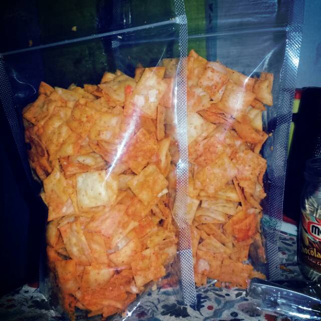 

Keripik pangsit