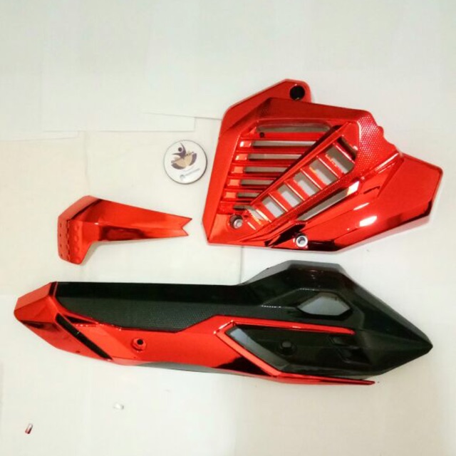 cover Tutup knalpot plus tutup radiator vario tehno 150 125 merah