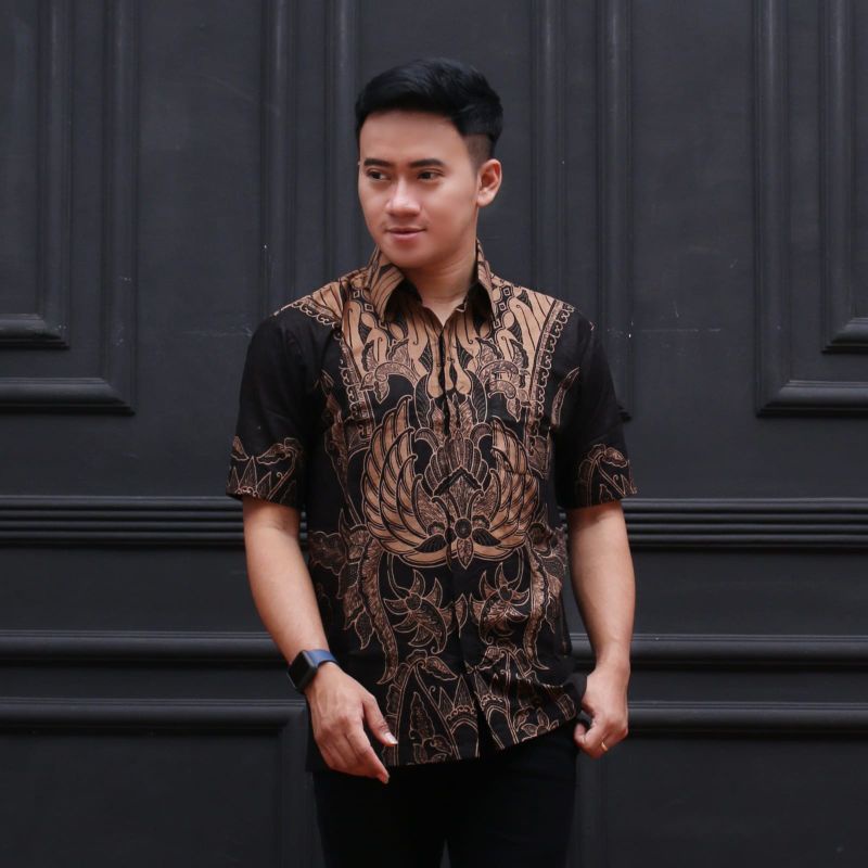 [10.10 Big Sale] Hem Batik Pria Pendek Lawasan Sogan/Pari Sulur/Parang Black/Merak Papua Ori by Batiek Solo DC270927