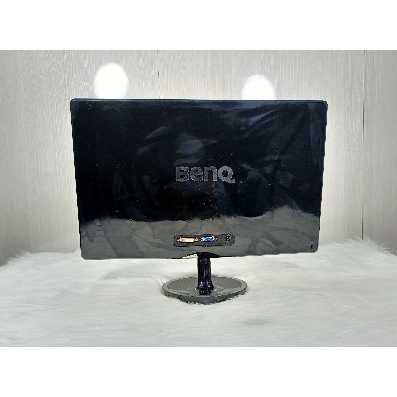 Ready LED Monitor BenQ V920P Wide 20 in Second Bergaransi