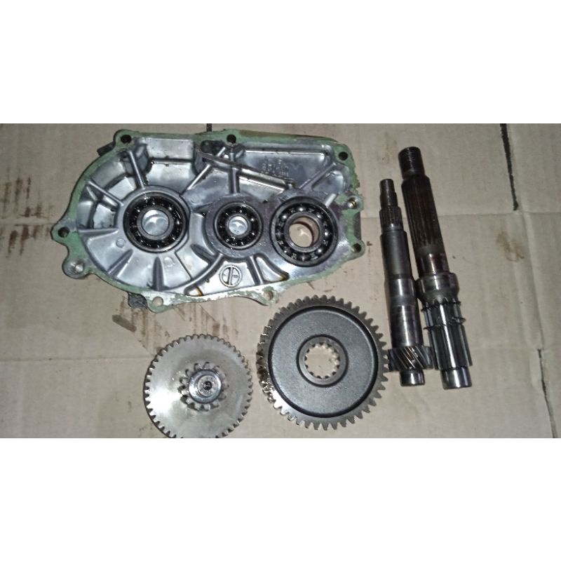 gearbox suzuki spin 125.