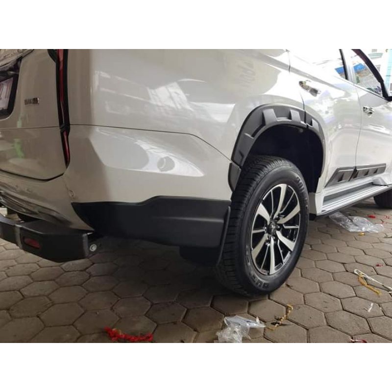 List Body All New pajero sport/bagian belakang