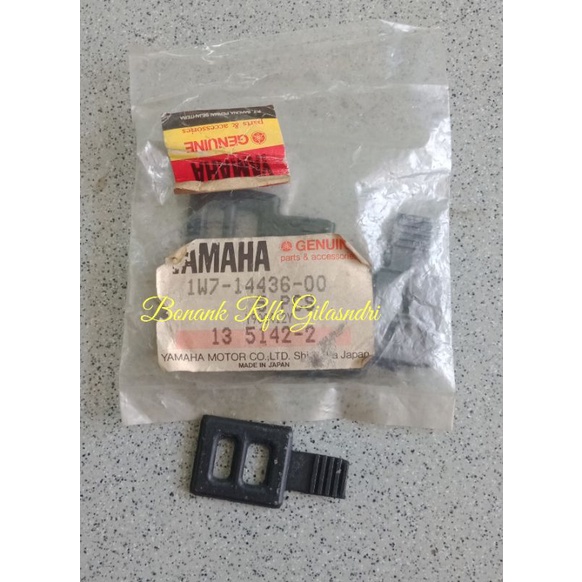 gromet karet kancing konci kunci tutup tabung rumah filter cleaner Hook hok yamah v80 V80 asli ori o