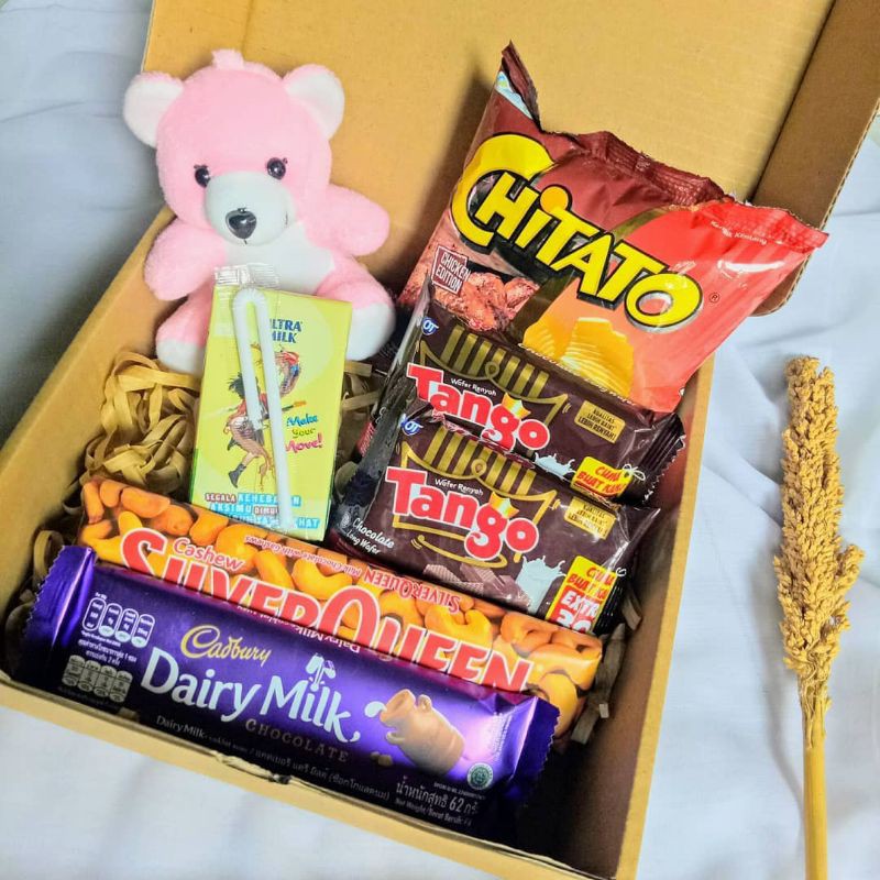 Hadiah Ulang Tahun/Kado ulang tahun/Kado wisuda