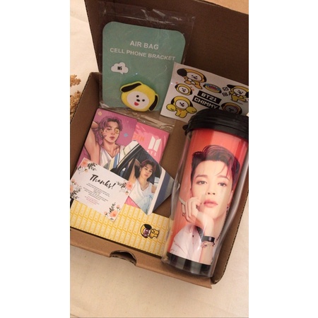 

[COD] HAMPERS GIFT KADO BOX CEWEK COWOK BT21 BTS PERSONIL PAKET BUNDLE TUMBLR BOTOL MINUM MUG GELAS SET LENGKAP SERIES