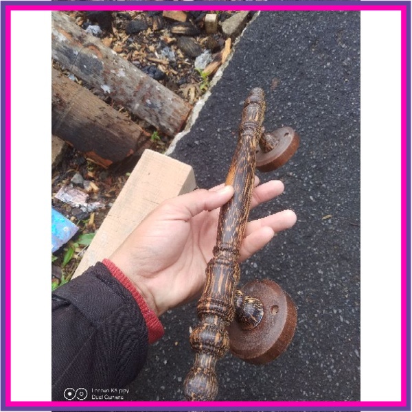 gagang pintu bahan kayu nibung / liwung