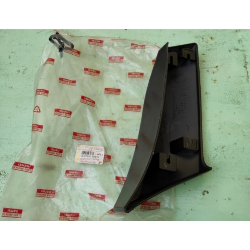 Ext garnish bumper depan original Isuzu panther kapsul new