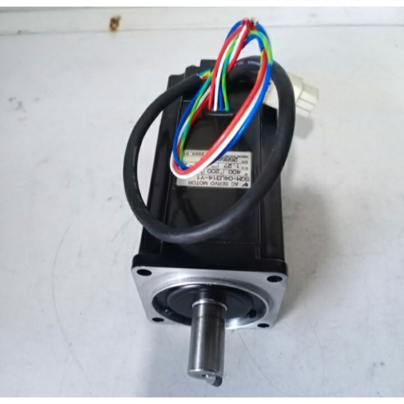 YASKAWA SERVO MOTOR 200V 400W 1.6A 3000RPM