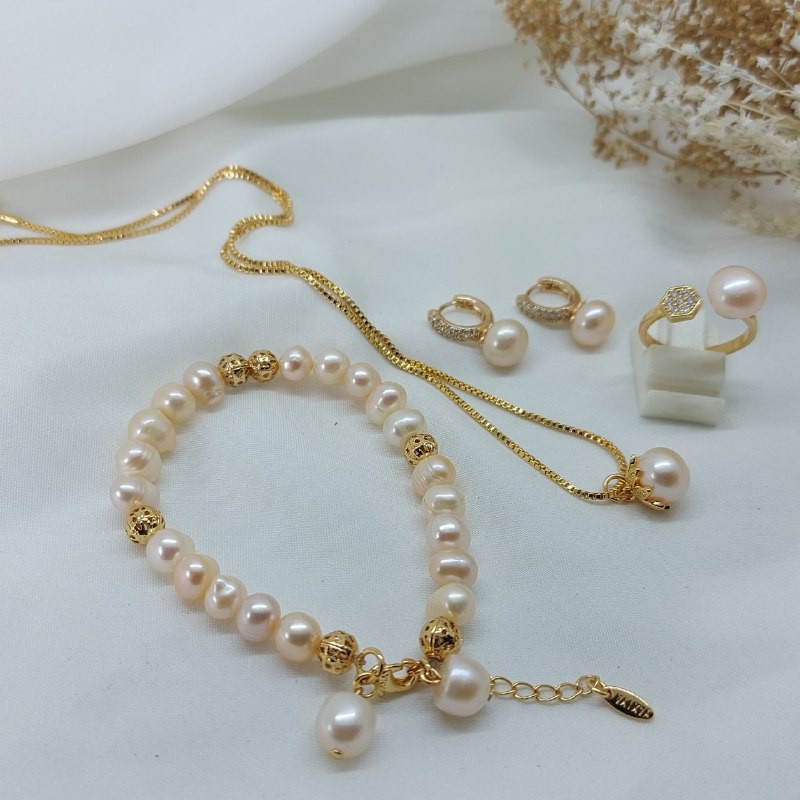 1 SET MUTIARA AIR TAWAR BERSERTIFIKAT, 1 SET MUTIARA LOMBOK, KADO ULTAH