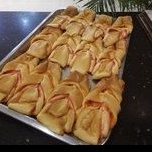 

Roti SUISSE hayam wuruk/strawberry(minimal PESAN 10 roti campur sesama suisse)