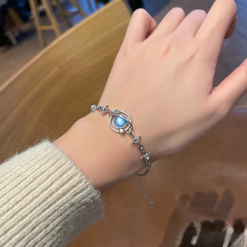 Co Co Co Gelang Tangan Rantai Fashion Gaya Korea Motif Planet Untuk Perhiasan Wanita