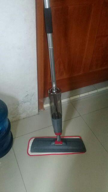 Perlengkapan Rumah Tangga Pel Lantai Alat Kebersihan Rumah Otomatis Modern / Spray Mop