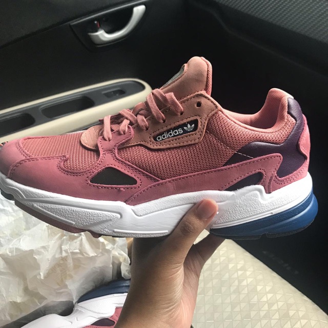 adidas falcon
