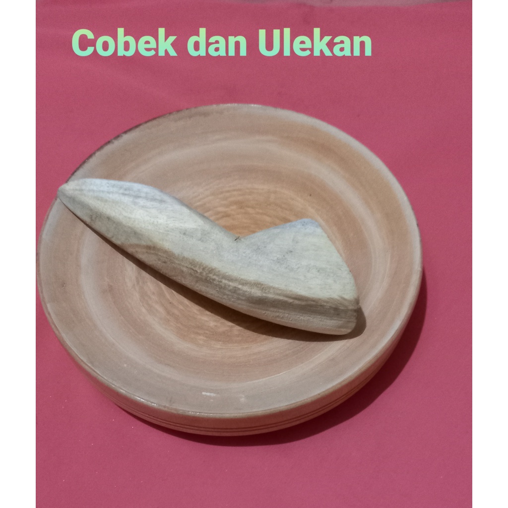 Cobek Kayu Besar dan Ulekan