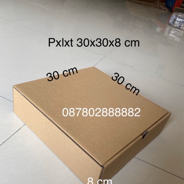 

Kardus / box pizza / jaket / kue 30x30x8