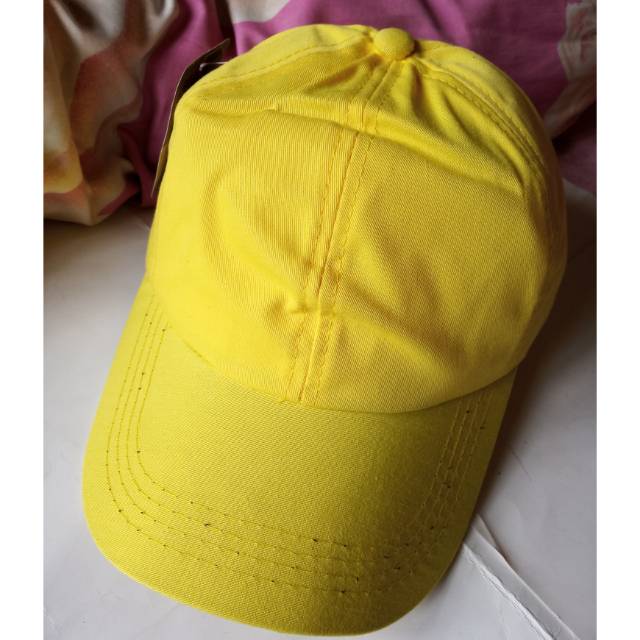 Topi polos kuning