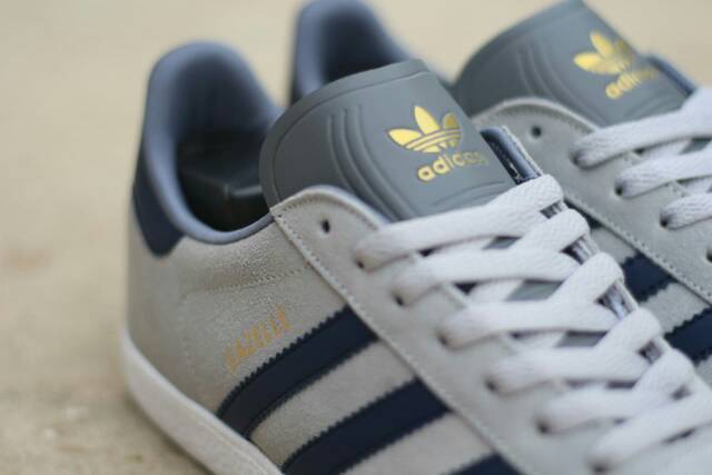 gazelle gray