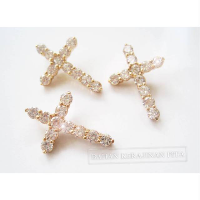 Liontin salib gold / silver 18k permata diamond