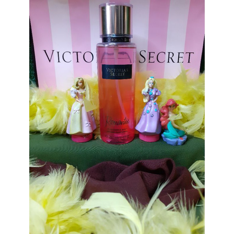 Victoria's secret romantic body mist 250ml / victoria secret body mist
