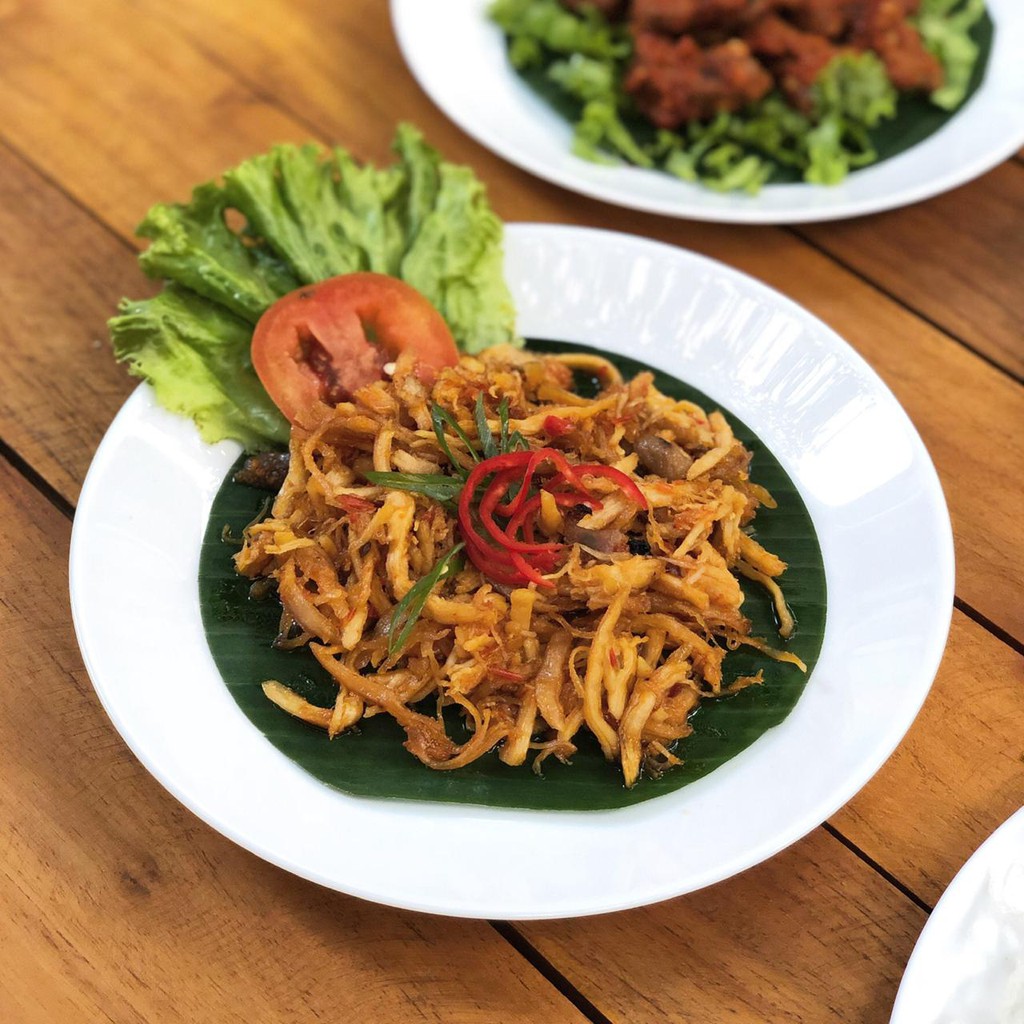 

Ayam Suwir Sambal Matah Alkisah (ready to heat)