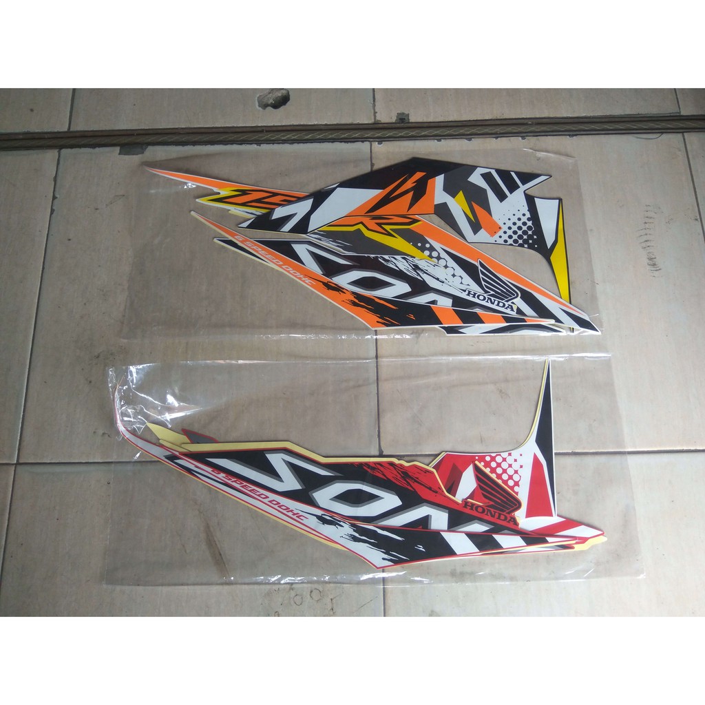 Striping Sonic 150r 2016