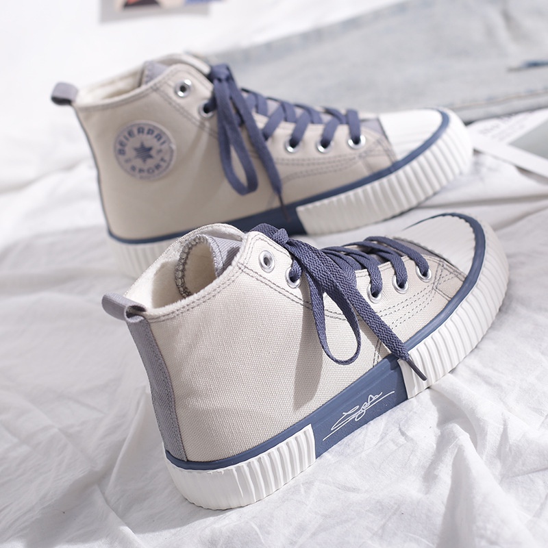 Sepatu Sneaker wanita  kode F-06 premium Size 35.36.37.38.39.40