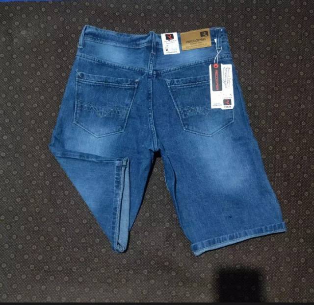 Celana Jeans Pendek Pria / Celana Jeans Kekinian / Celana Pendek Murah / Celana Terlaris/Celana Pria