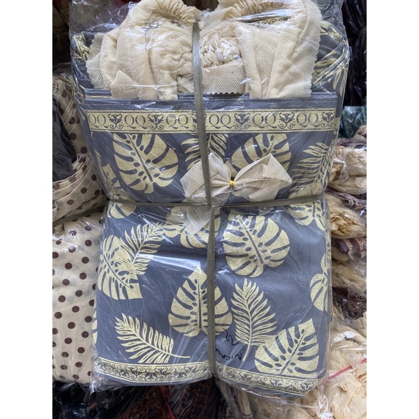 HARGA LUSIN ISI 12 BIJI     TAS HAJATAN/RENDA 22 MOTIF DAUN JANDA BOLONG