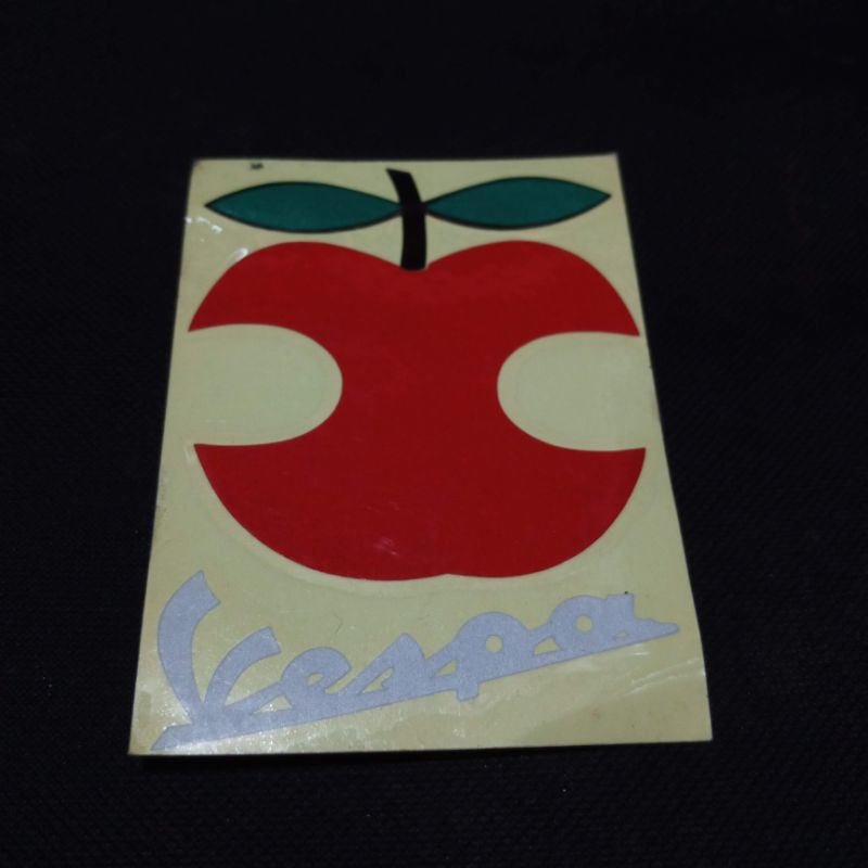 Stiker Vespa Apple Jadul