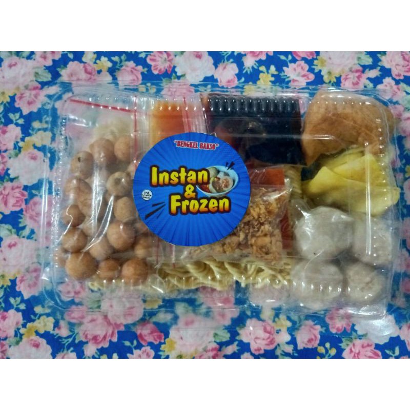 

BAKSO INSTAN BAKSO SAPI SUPER LENGKAP SAOS KECAP CABE MIE BUMBU BAKSO PILUS
