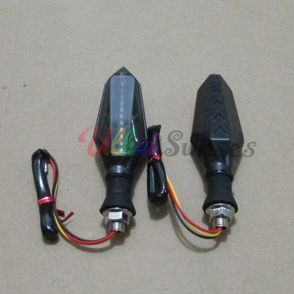 Lampu Sein LED l Variasi Sen Model Cahaya Berjalan 032 Cocok Untuk Vario 125 150 l Aerox l CB l Custom l Vixion l X Abre l Dll Universal Murah Laris