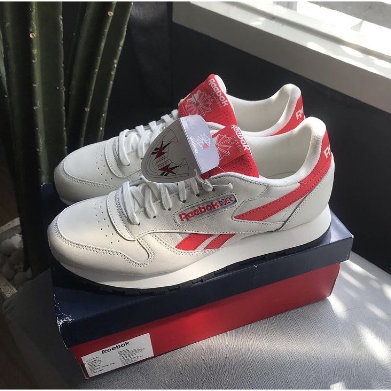 classic reebok red