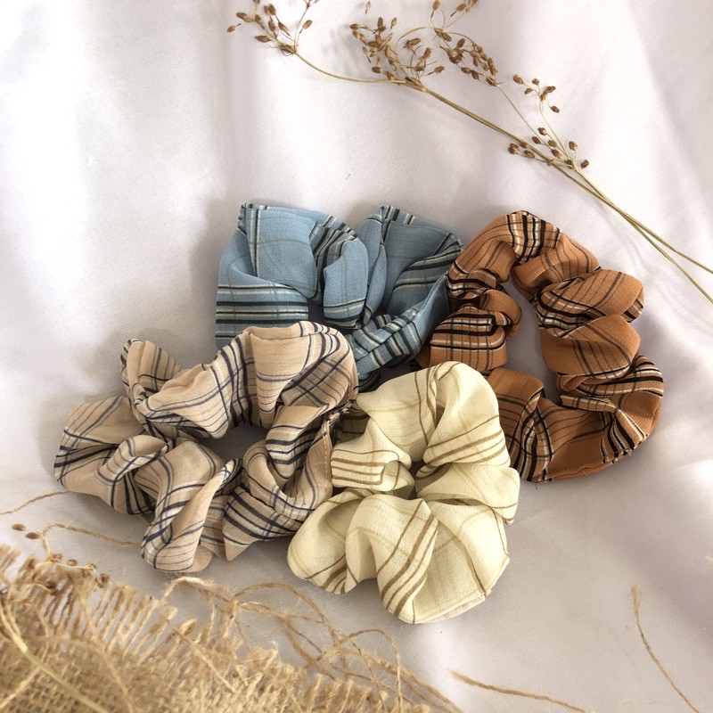 Scrunchies retro aesthetic / ikat rambut retro aesthetic