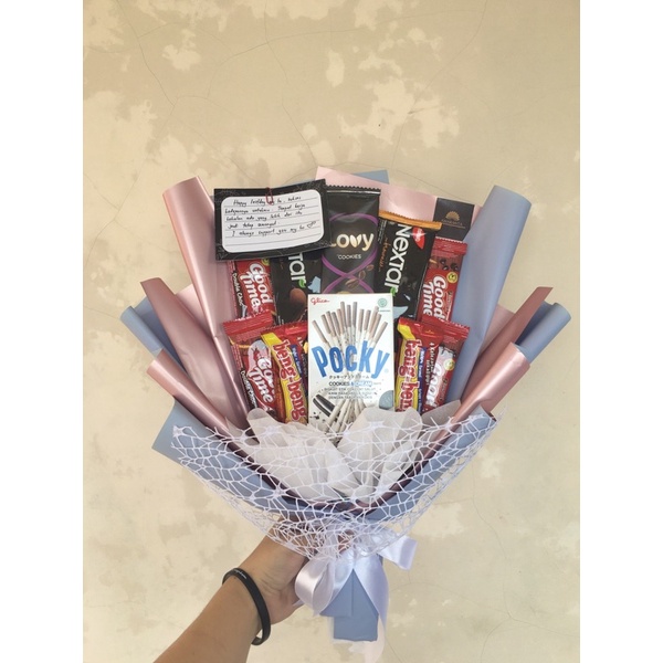 

Buket snack premium uk sedang kado wisuda ultah