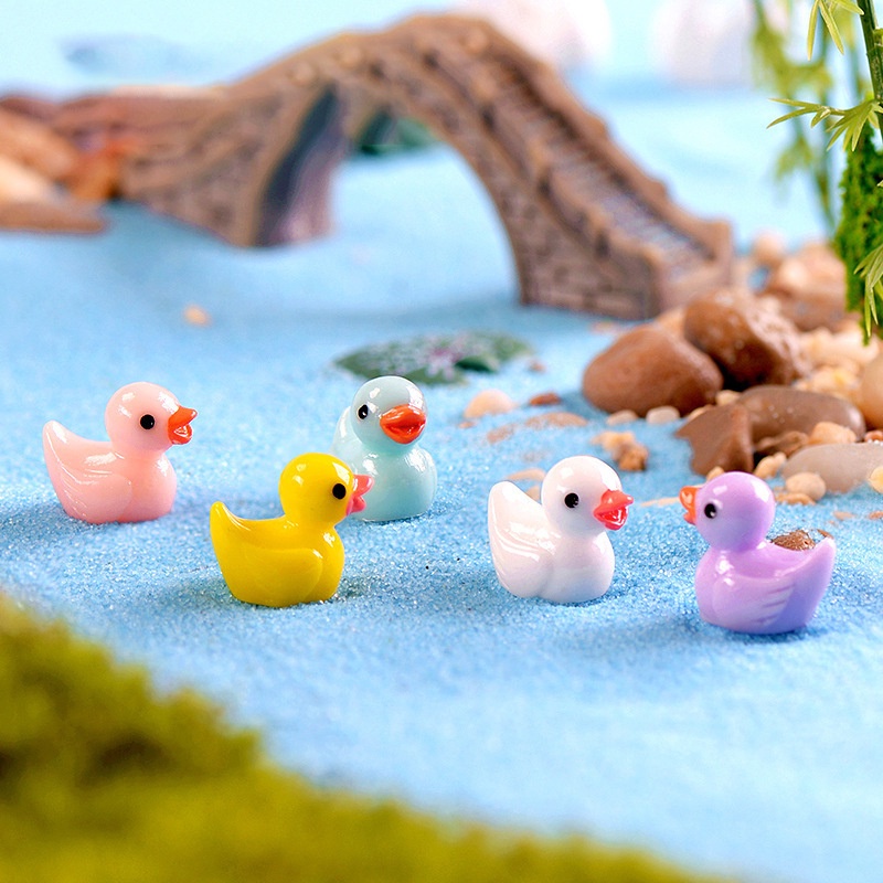 7 Pcs Miniatur Bebek Kecil Warna Kuning Bahan Resin Untuk Dekorasi Mobil