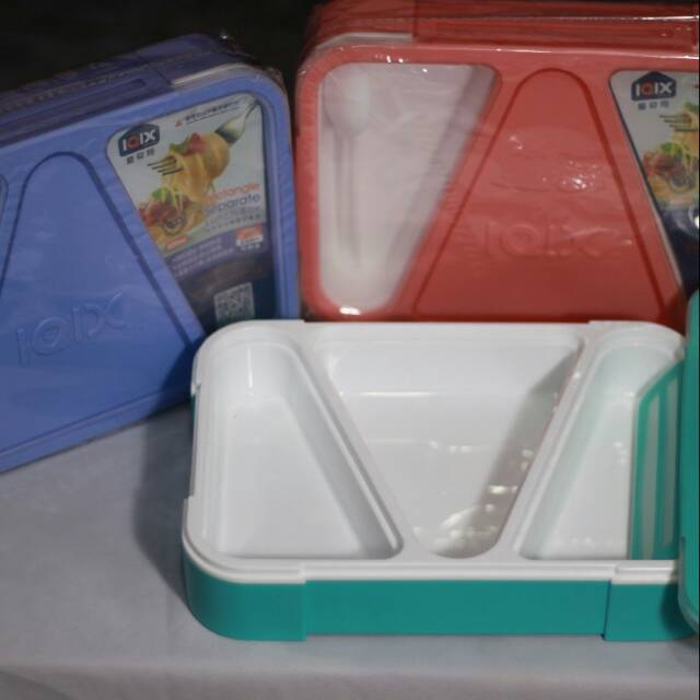 Lunch box sekat 3 IQIX
