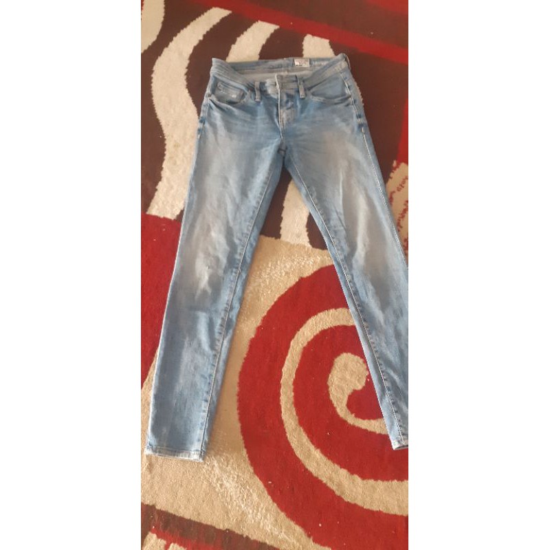 logo jeans preloved