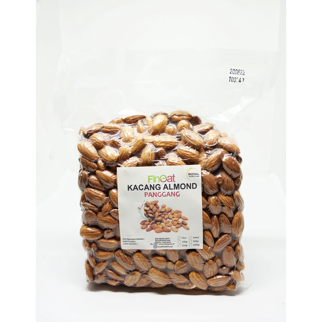 

Royal Roasted PLAIN Whole Almond Natural (Almond Tanpa Cangkang) 1 KG