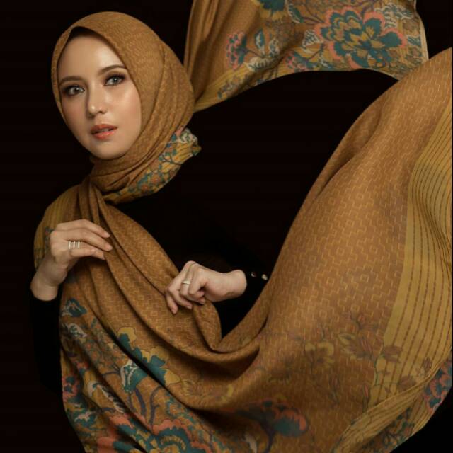 RUZE Scarf Kami. x sarah sofyan by KAMIIDEA