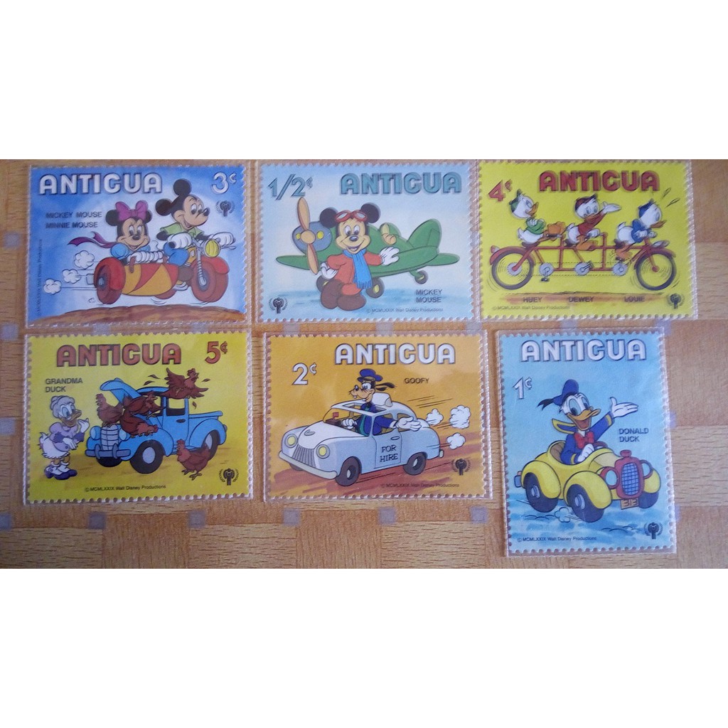 

1 set Perangko Antigua Disney